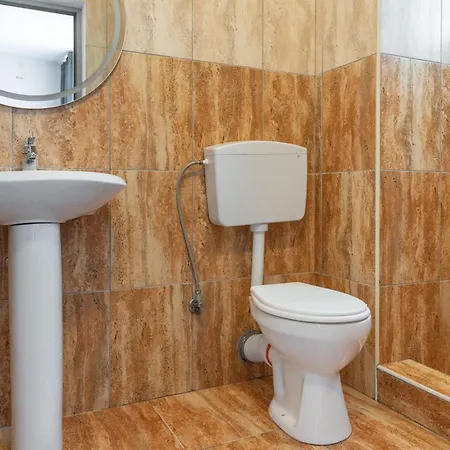 Vala 4* Vlorë